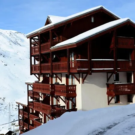 Résidence Valmonts A - Standard · Départ Aux Pieds · Balcon Mae-2414 *